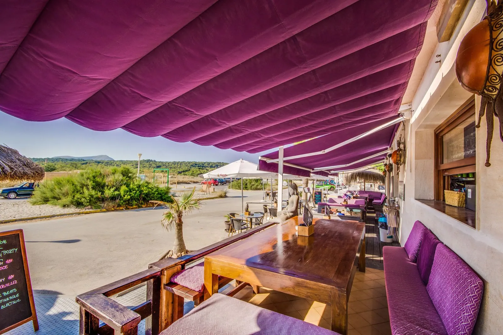 EL SOL BEACH RESTAURANT & SUNSHINE BAR – Foto 6