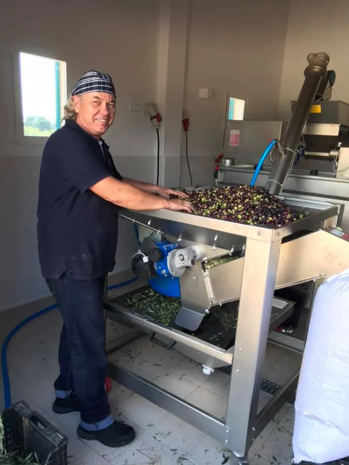 Can OmXai - Olivenöl-Manufaktur – Foto 3