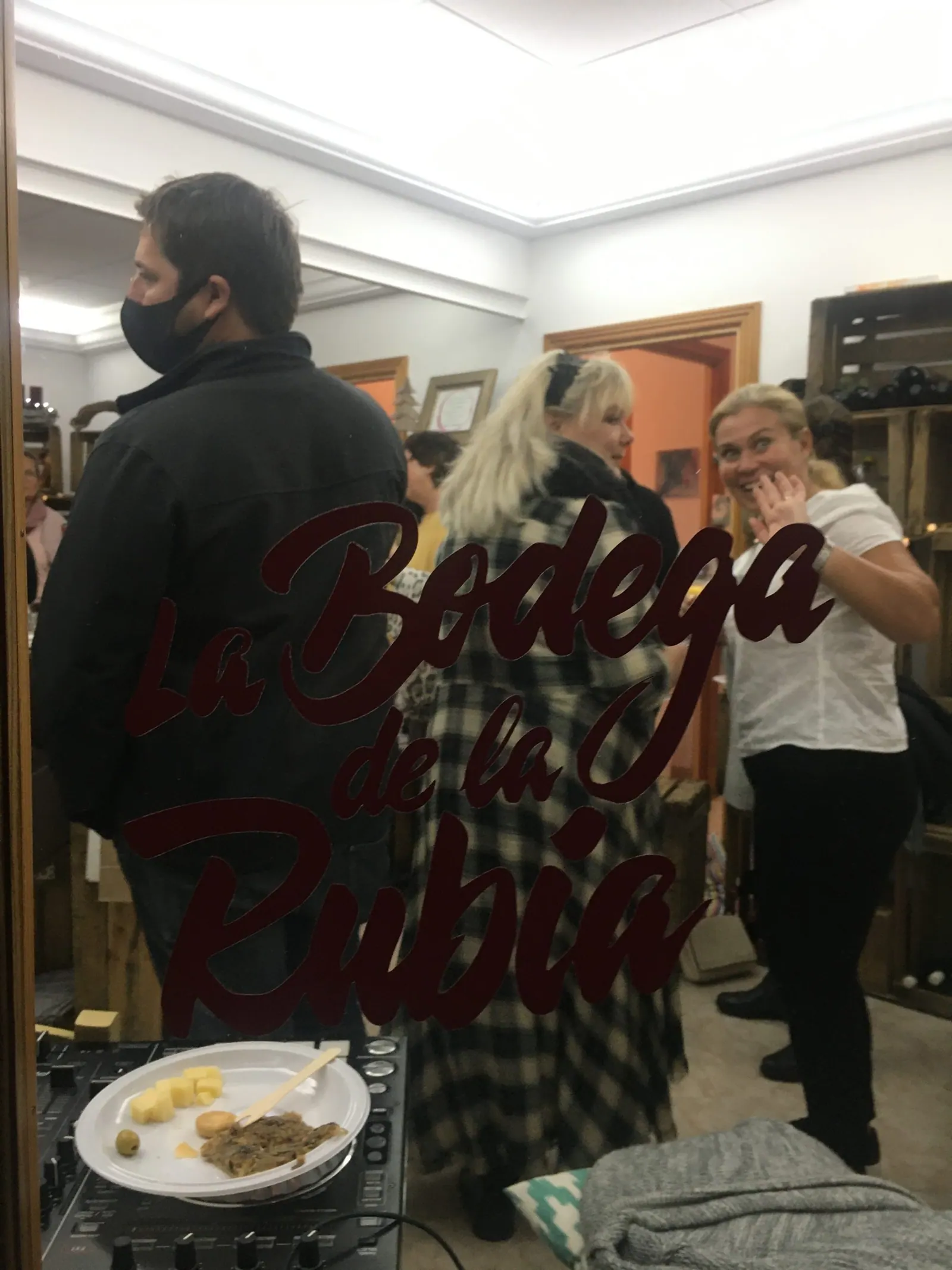 La Bodega de la Rubia SANTANYI – Foto 5